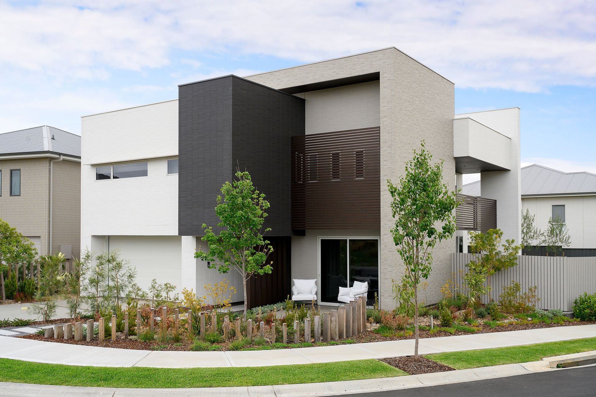 2 Cavallero Rise, Gledswood Hills NSW 